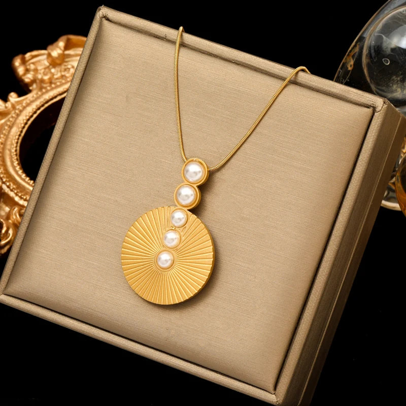 Collier Acier Inoxydable Galaxie Dorée| Amora Bijoux